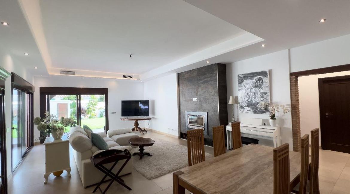Splendid In Pass The Keys Holiday home *