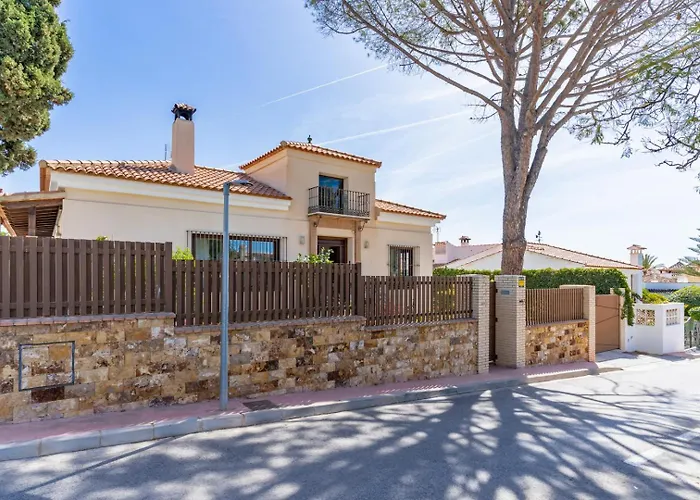 Splendid Villa In Marbella Pass The Keys